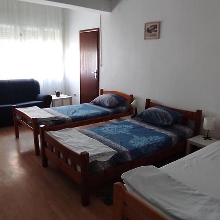 Apartmani Banatski Konak Zrenjanin Luaran gambar