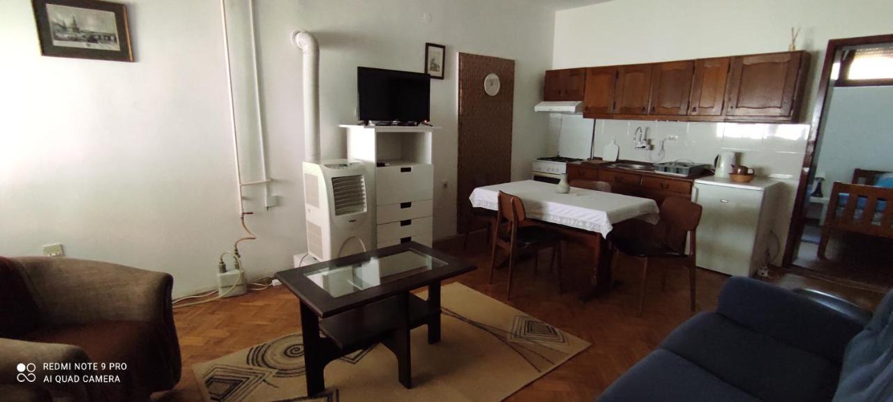 Apartmani Banatski Konak Zrenjanin Luaran gambar
