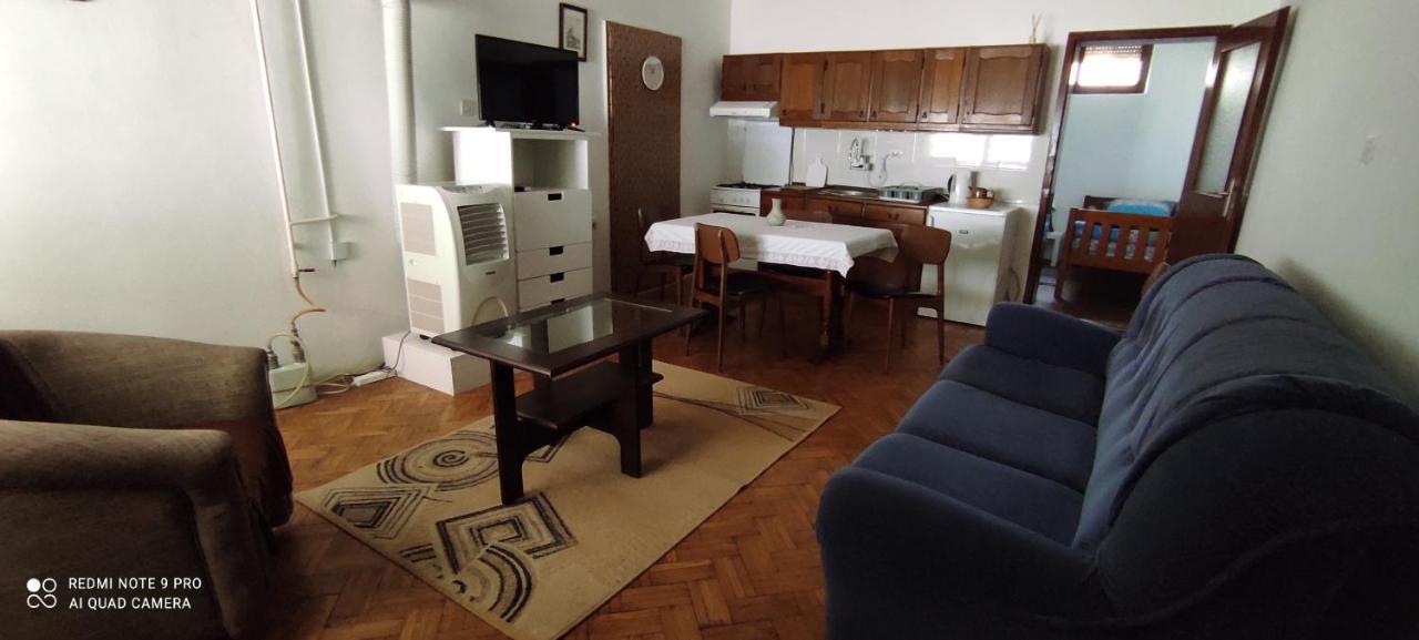 Apartmani Banatski Konak Zrenjanin Luaran gambar